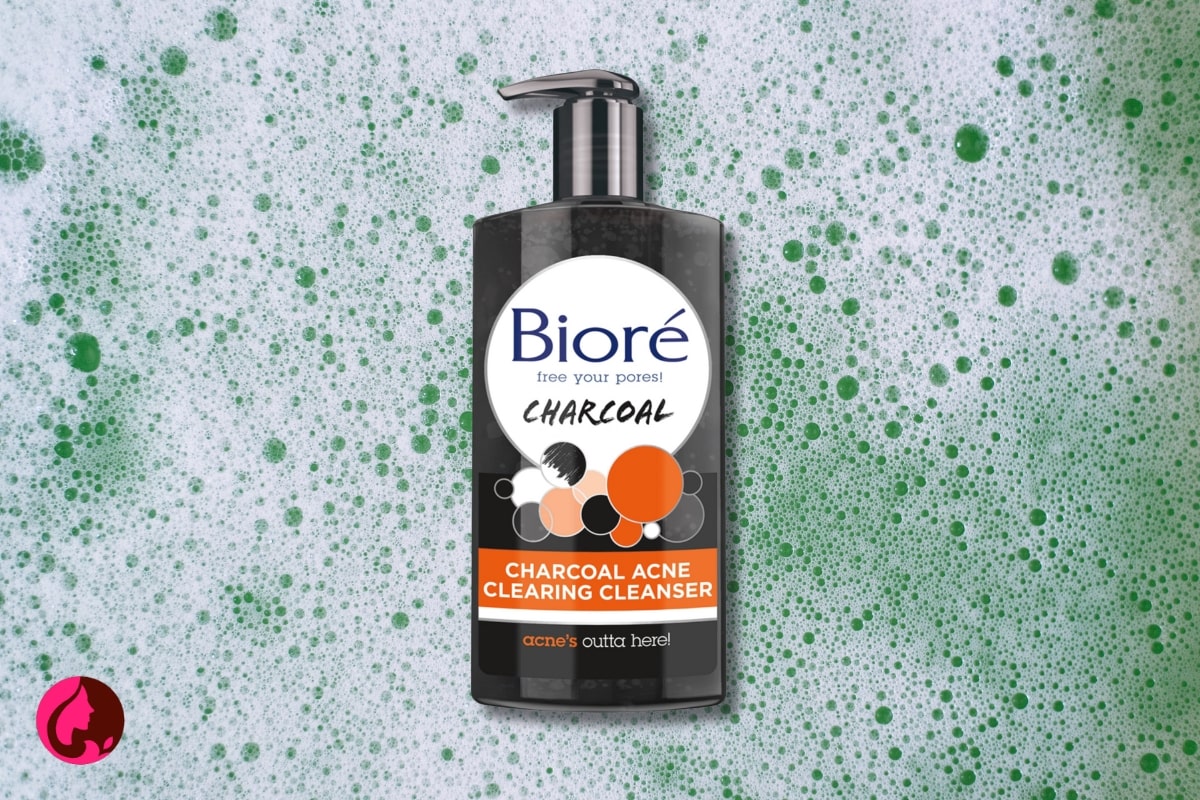 Biore Charcoal Acne Clearing Cleanser