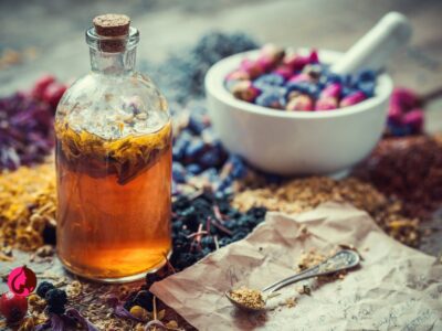عرقیات گیاهی اصل